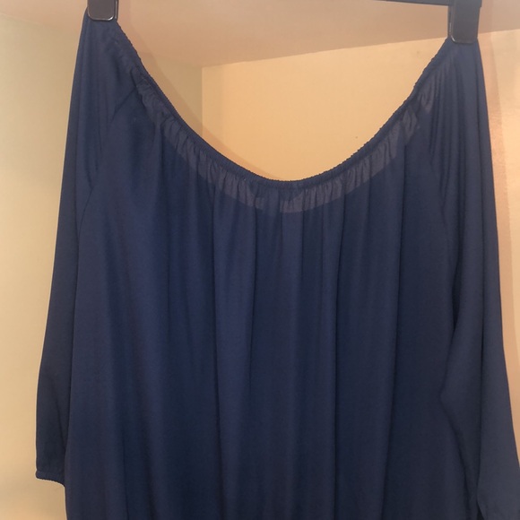 Super cute romper! Never worn - Picture 2 of 5